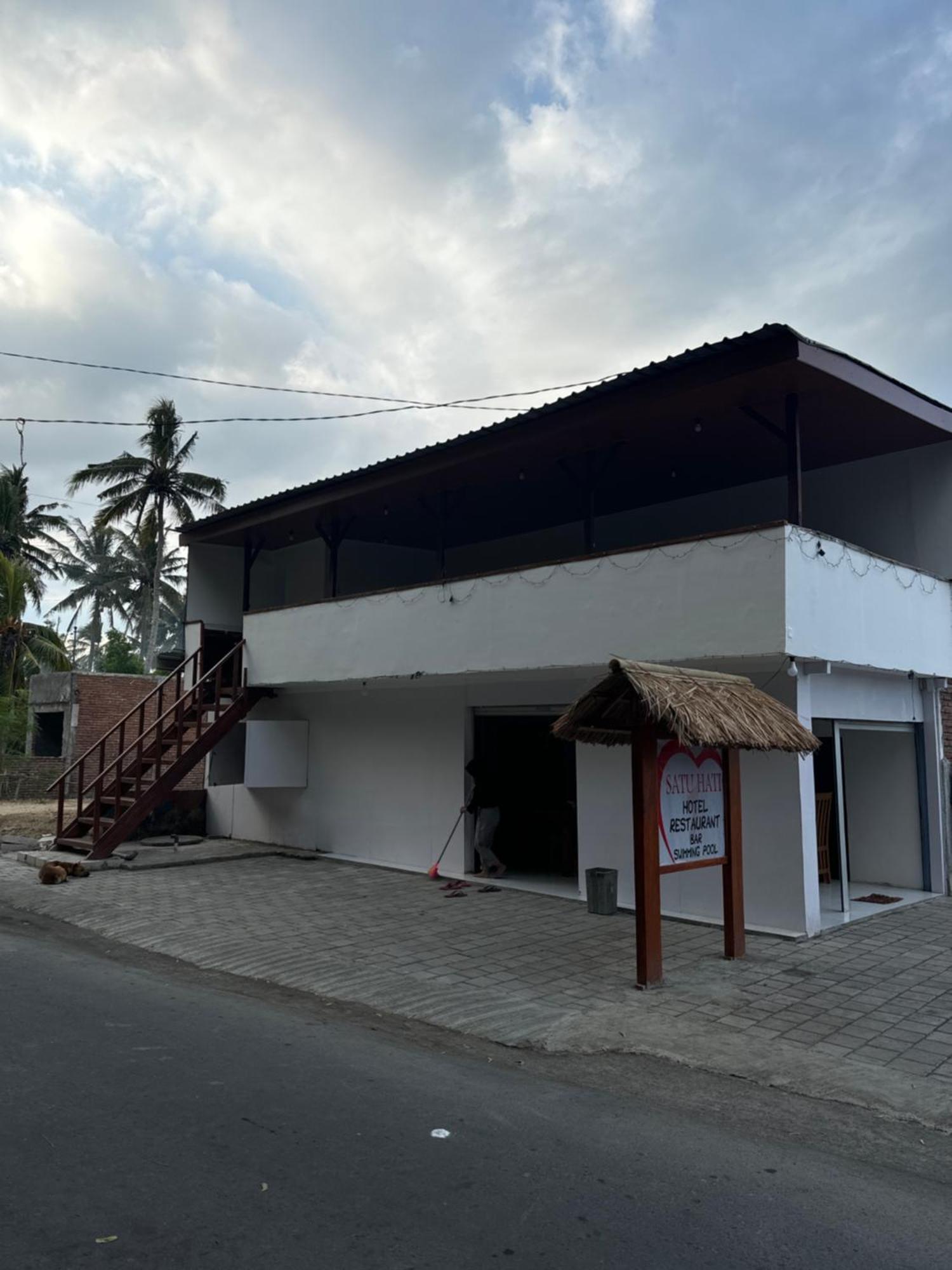 Satu Hati Hotel Ekas Extérieur photo